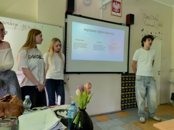 PHOTO-2026-03-31-22-00-32